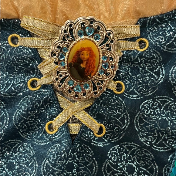 Disney’s Brave Princess Teal and Gold Kids Costume - Picture 3 of 6